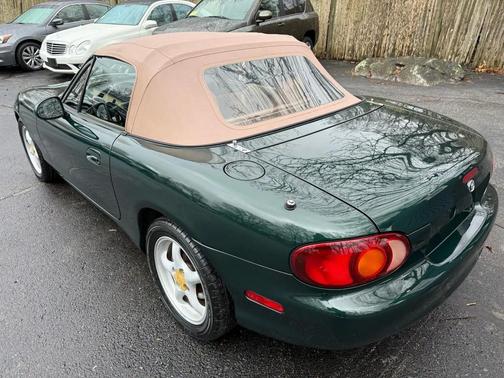 1999 Mazda MX-5 Miata 10th Anniversary Edition