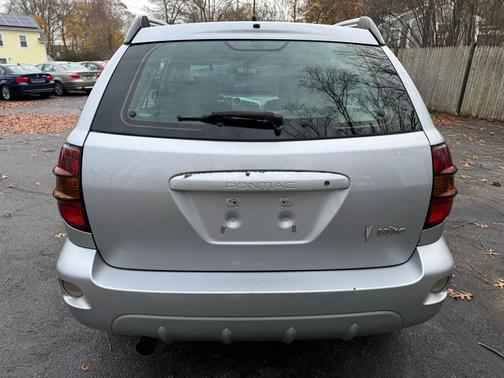 2005 Pontiac Vibe Base