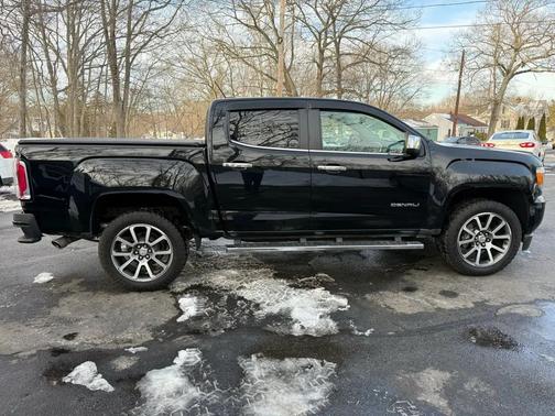 2020 GMC Canyon Denali