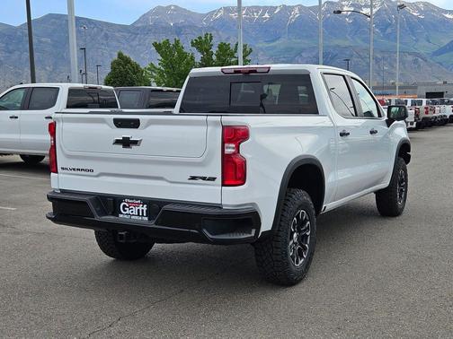 Summit White 2026 Chevrolet Silverado 1500 ZR2