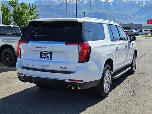 Summit White 2025 GMC Yukon XL Denali