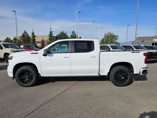 Summit White 2026 Chevrolet Silverado 1500 RST