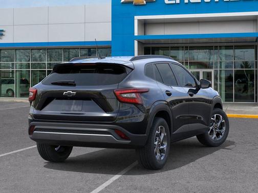 Mosaic Black Metallic 2026 Chevrolet Trax LT