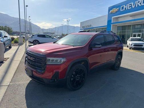 Volcanic Red Tintcoat 2023 GMC Acadia AWD SLT