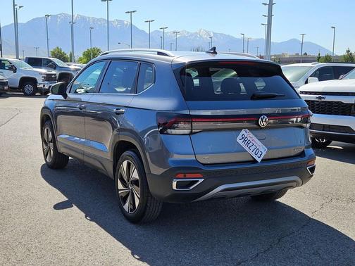 Gray 2025 Volkswagen Taos 1.5T SE