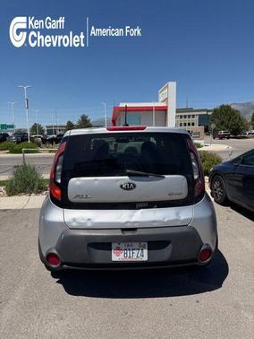 Bright Silver 2014 Kia Soul Base