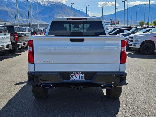 Summit White 2026 Chevrolet Silverado 1500 LT Trail Boss
