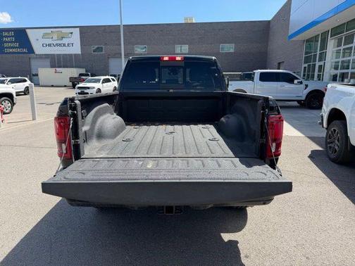 Diamond Black Crystal Pearlcoat 2025 RAM 2500 Laramie Crew Cab 4x4 6'4' Box