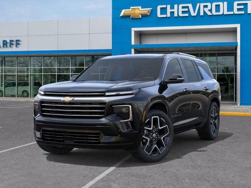 Mosaic Black Metallic 2026 Chevrolet Traverse High Country