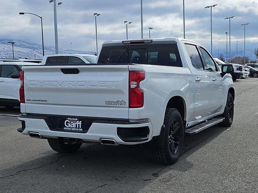 Iridescent Pearl Tricoat 2021 Chevrolet Silverado 1500 High Country