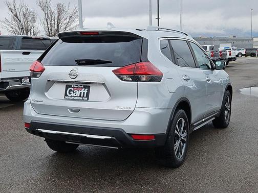 Brilliant Silver 2018 Nissan Rogue SL
