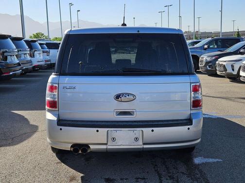 Ingot Silver 2012 Ford Flex SE