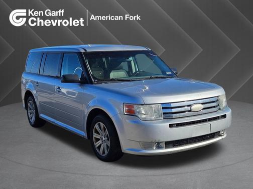 Ingot Silver 2012 Ford Flex SE