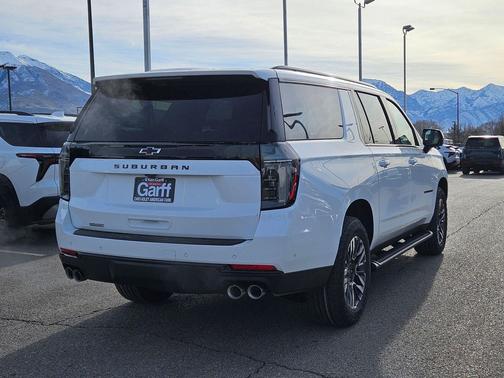 Summit White 2026 Chevrolet Suburban Z71, 4WD