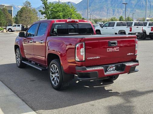 Red Quartz Tintcoat 2018 GMC Canyon Denali