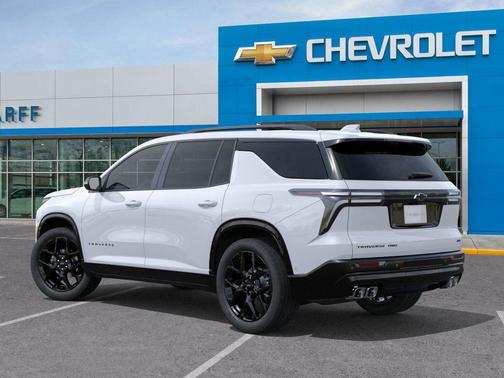 Polar White Tricoat 2026 Chevrolet Traverse RS