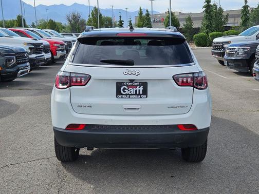 Bright White Clearcoat 2025 Jeep Compass Limited
