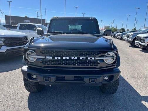 Shadow Black 2023 Ford Bronco Wildtrak