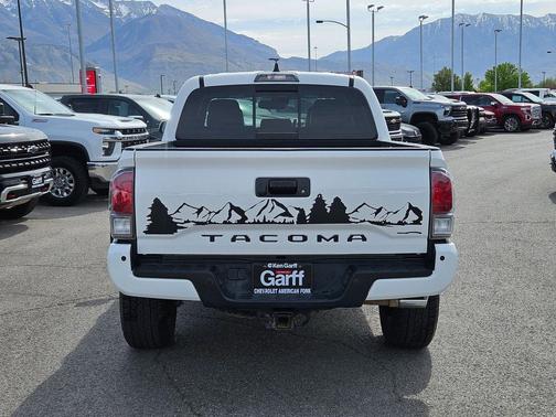 Super White 2021 Toyota Tacoma TRD Sport