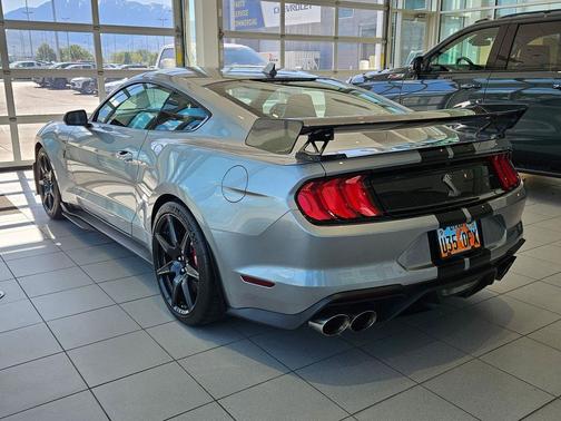 Iconic Silver Metallic 2020 Ford Shelby GT500 Base