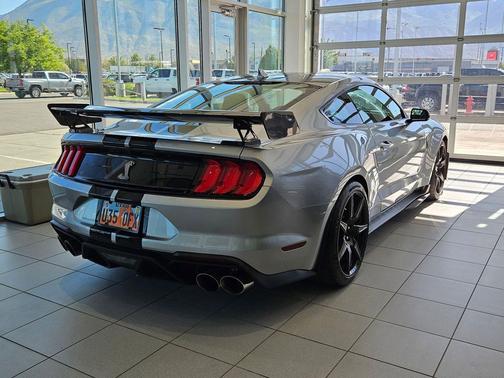 Iconic Silver Metallic 2020 Ford Shelby GT500 Base
