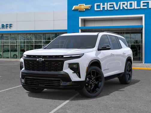 Polar White Tricoat 2026 Chevrolet Traverse RS