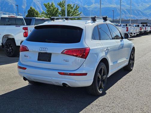 Ibis White/Ice Silver 2012 Audi Q5 2.0T Premium Plus