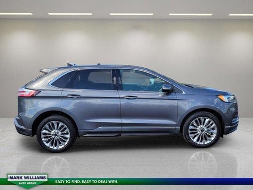 2021 Ford Edge Titanium