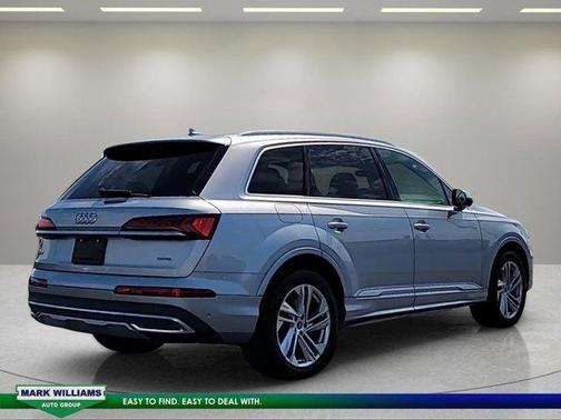 Florett Silver Metallic 2021 Audi Q7 55 Premium Plus