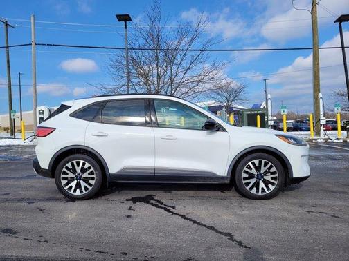 2020 Ford Escape SE Sport Hybrid