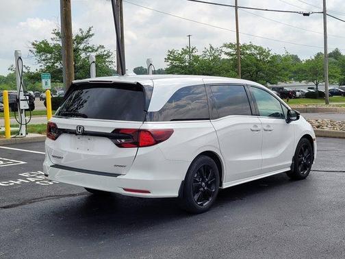 2023 Honda Odyssey Sport