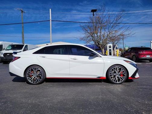 2023 Hyundai ELANTRA N Base