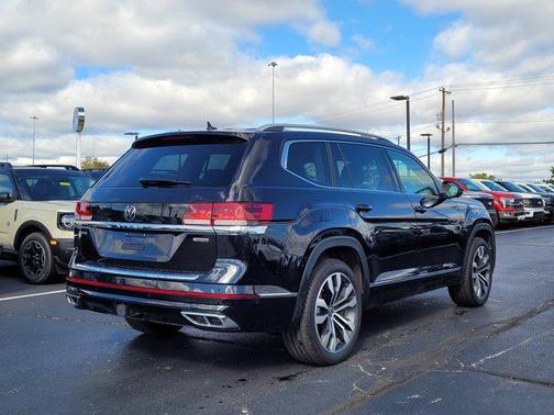 2022 Volkswagen Atlas 3.6L SEL Premium R-Line
