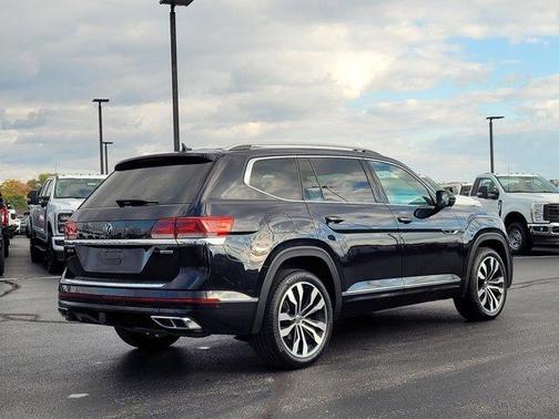 2022 Volkswagen Atlas 3.6L SEL Premium R-Line