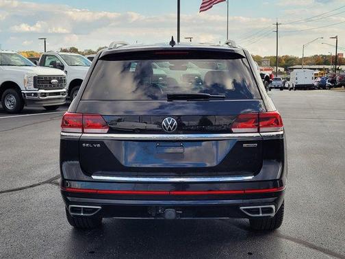 2022 Volkswagen Atlas 3.6L SEL Premium R-Line