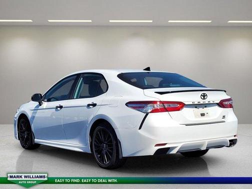 2020 Toyota Camry SE Nightshade