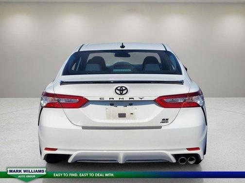 2020 Toyota Camry SE Nightshade