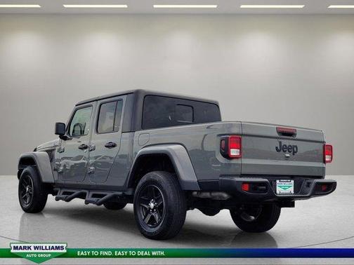 Sting Gray Clearcoat 2023 Jeep Gladiator Sport
