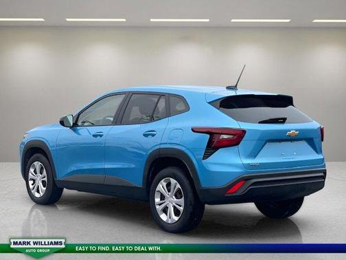 2025 Chevrolet Trax LS