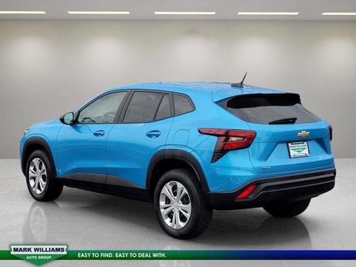 2025 Chevrolet Trax LS