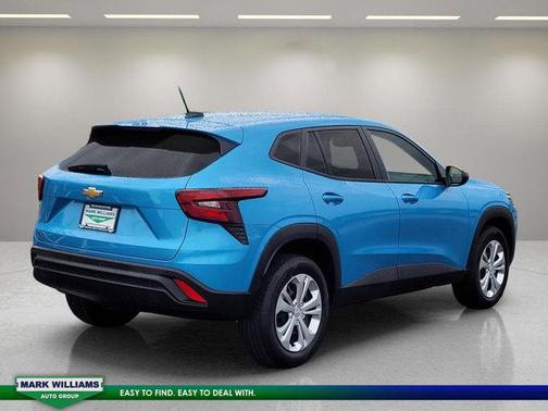 2025 Chevrolet Trax LS