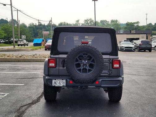 2024 Jeep Wrangler Sport