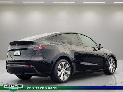 Black 2021 Tesla Model Y Long Range
