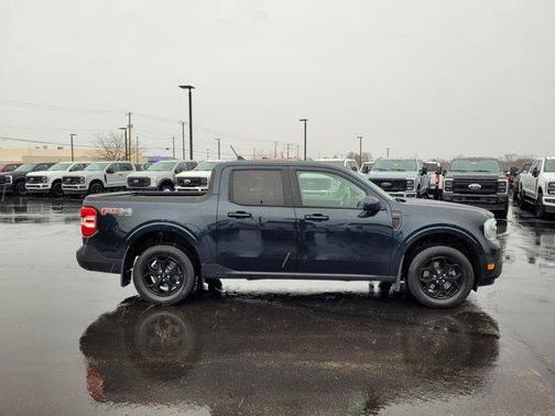 2023 Ford Maverick Lariat