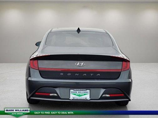 2023 Hyundai SONATA SE