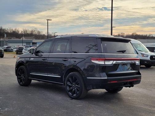 2022 Lincoln Navigator Reserve