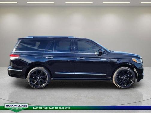 2022 Lincoln Navigator Reserve