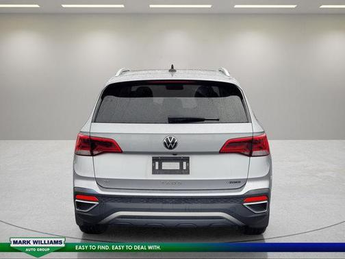 Pyrite Silver Metallic 2022 Volkswagen Taos 1.5T SE