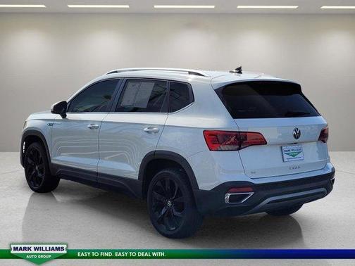 2022 Volkswagen Taos 1.5T SE