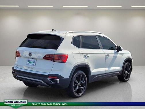 2022 Volkswagen Taos 1.5T SE
